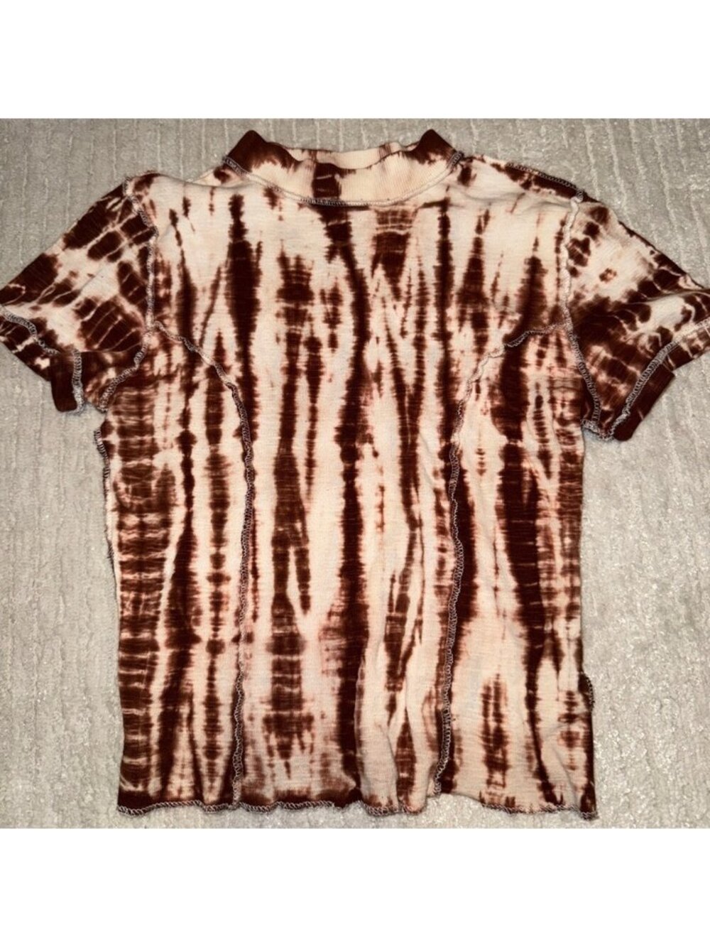 Urban Outfitters Crop tee